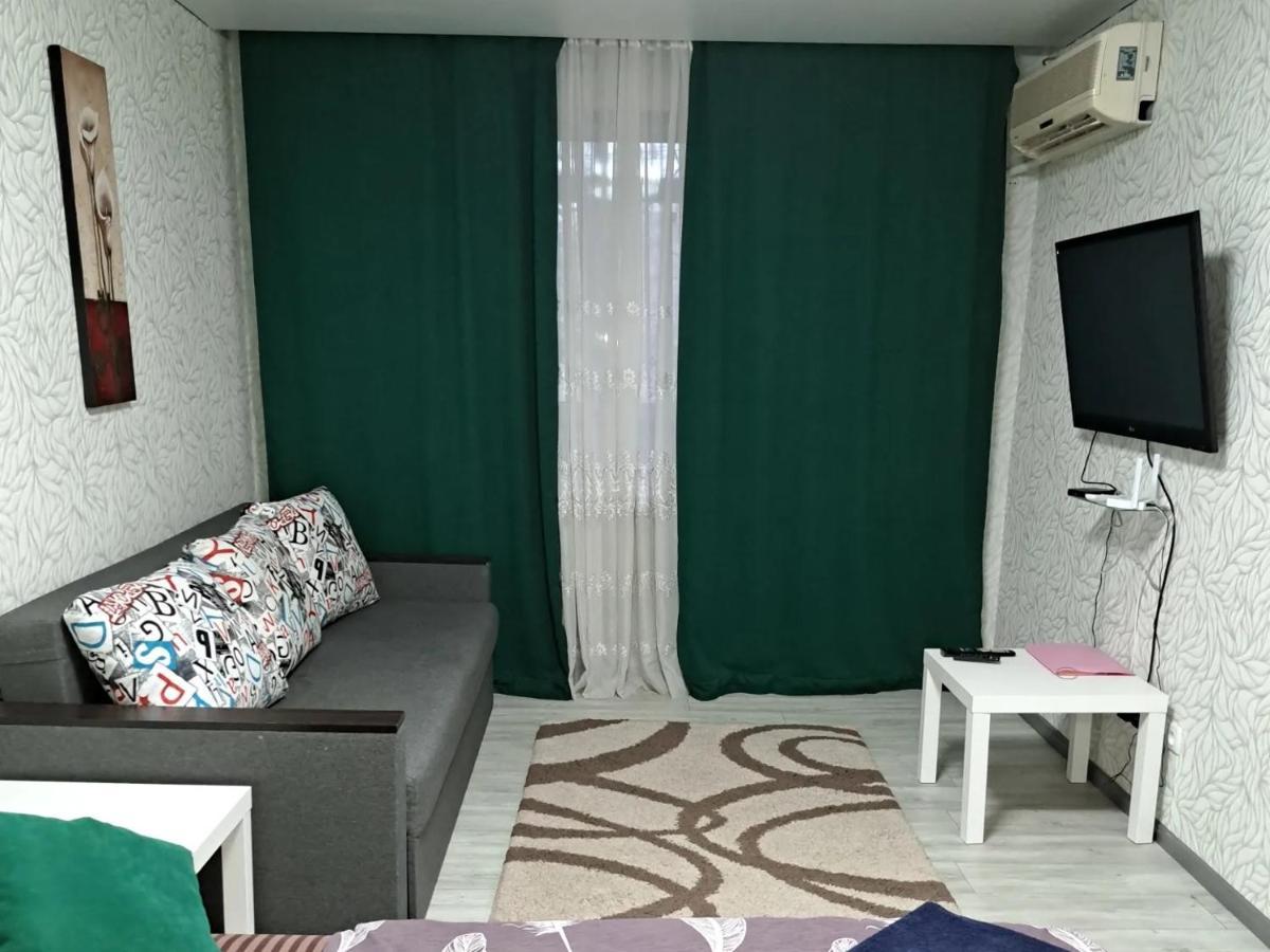 2 Комнаты В Центре Солнечная Галлерея,Мэтро,Сильпо,Кб75 Тысячка كريفوي روغ المظهر الخارجي الصورة
